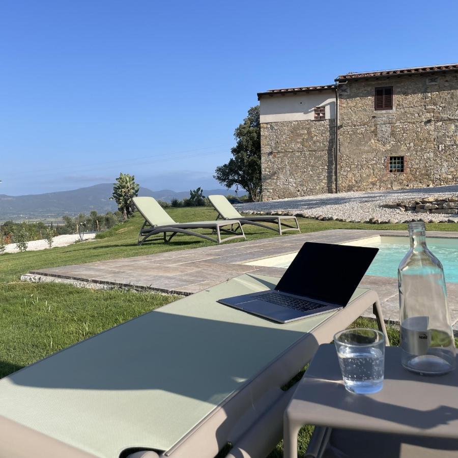 スヴェレート Poggio Belvento Bed & Breakfast エクステリア 写真