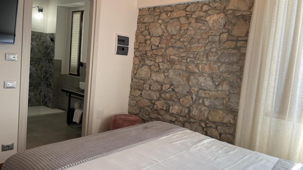 スヴェレート Poggio Belvento Bed & Breakfast エクステリア 写真